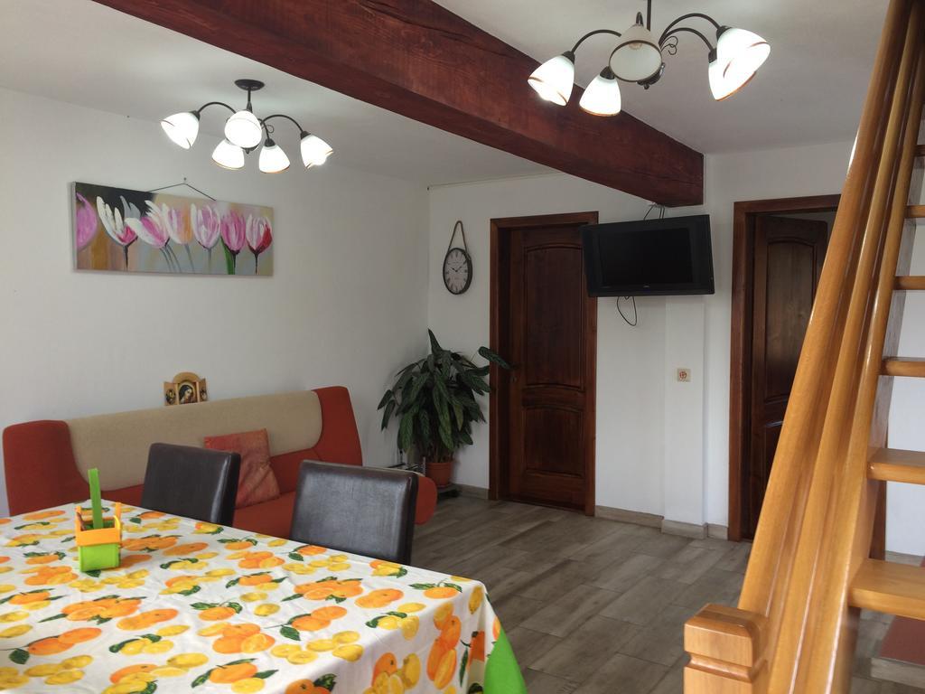 Cabana 7 Brazi Poiana Mărului Extérieur photo